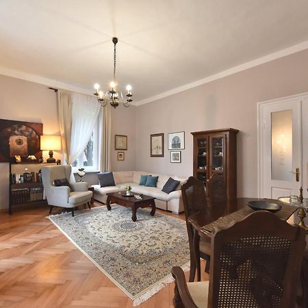Zadar Center Beach Apartment - Directly On The Sea Exterior photo